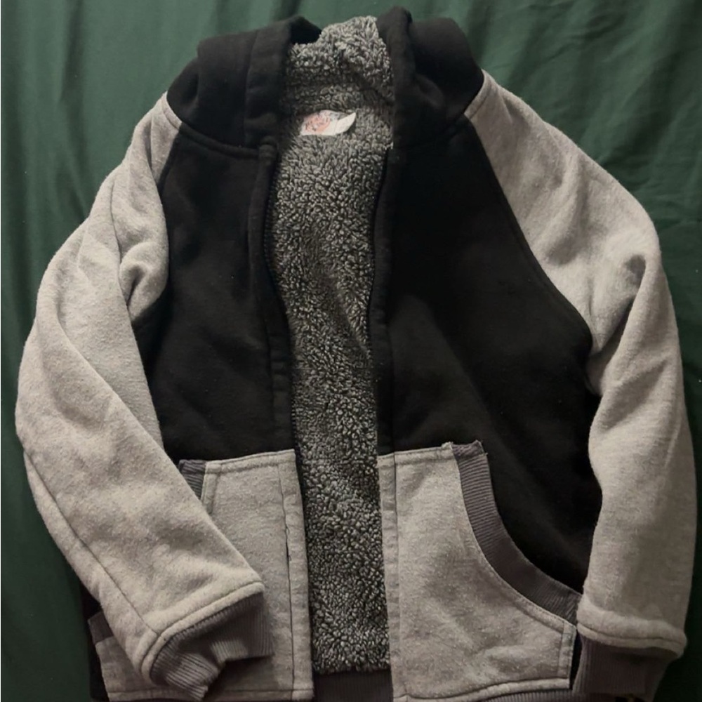 Cozy Black and Gray Sherpa-Lined Hoodie